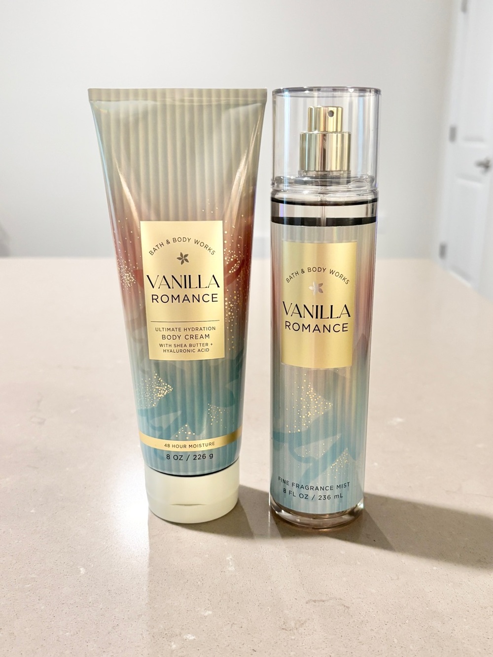 Bath & Body Works Vanilla Romance 2 Piece Gift Set